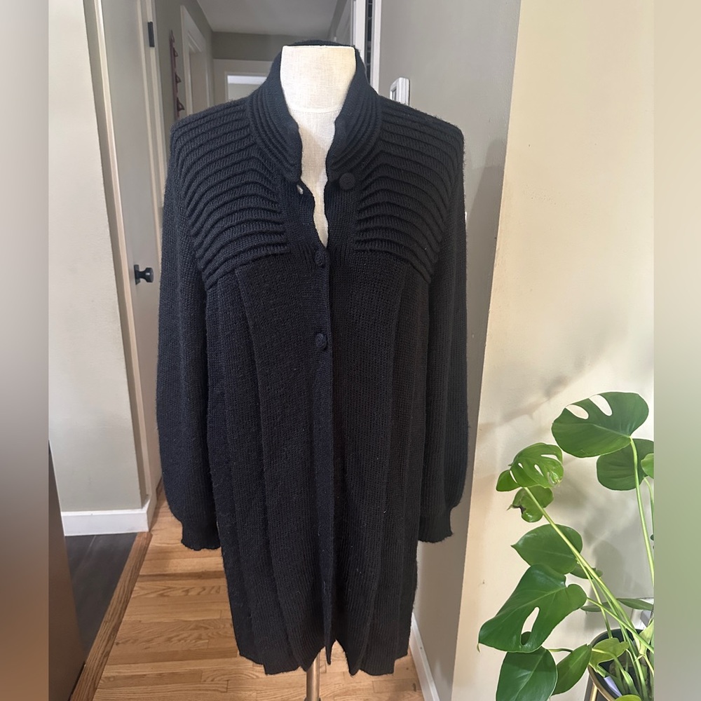 Designer Threads Black longCardigan Sweater 100% Alpaca Hand Made in Peru Large
